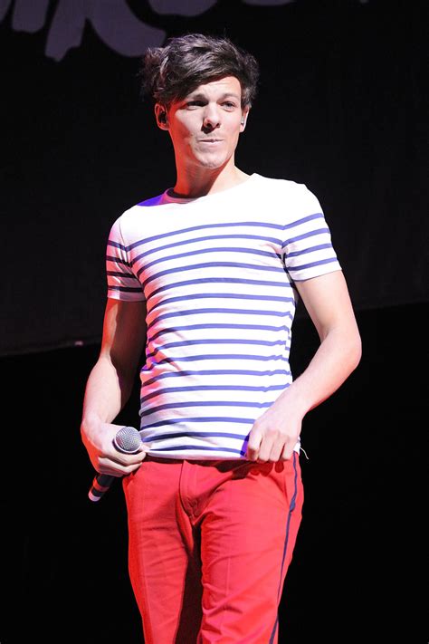 louis tomlinson striped shirt